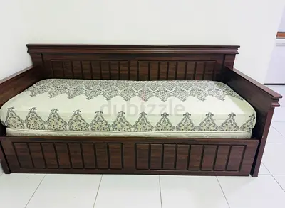 FULLY FURNISHED ONE BHK IN VILLA AVAILABLE FOR MONTHY RENT