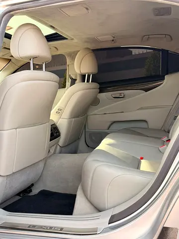 2012 Lexus LS-SERIES thumbnail 8