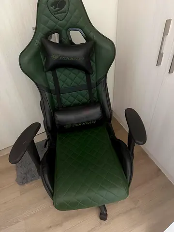 Gaming chair