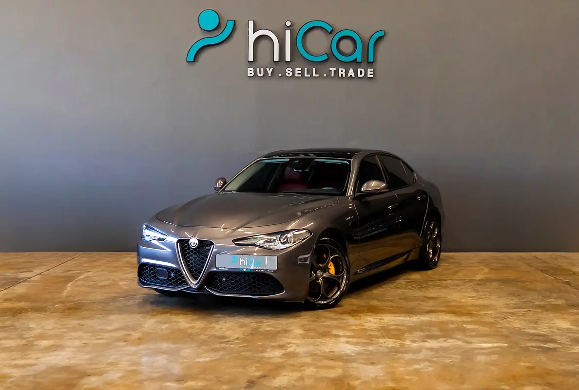 Alfa Romeo Giulia 2020 — photo 1 of 16