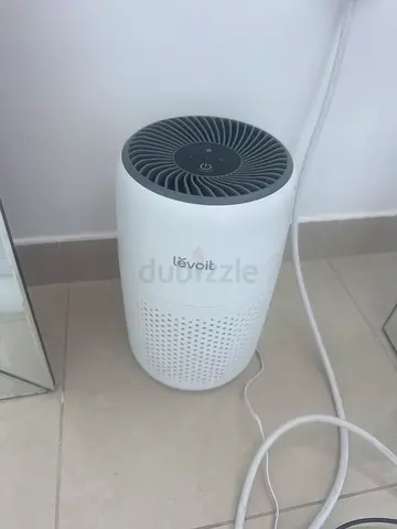 Levoit Compact Air Purifier - Excellent Condition