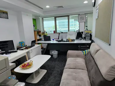 Beautiful & Fully Furnished 250 Sqft office in 36,000