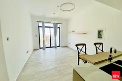 Pool view Fitted kitchen Chiller free Building