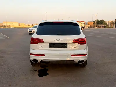 2015 AUDI Q7 — миниатюра 7