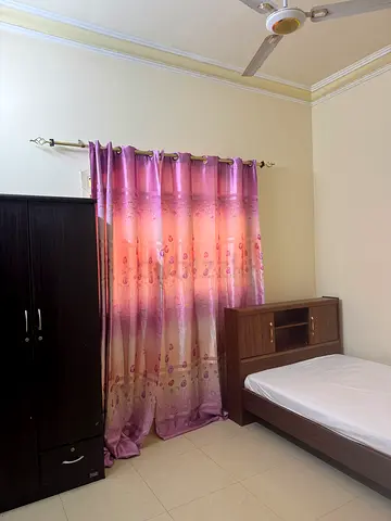 Room available For Rent