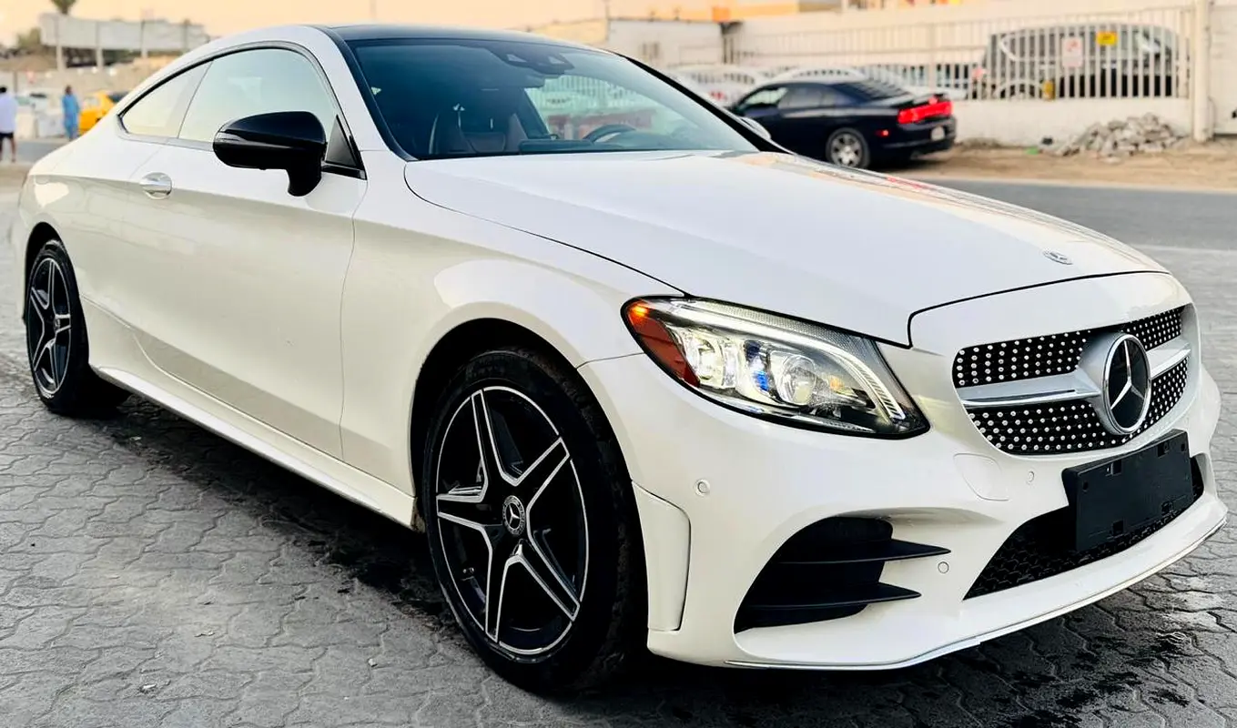 Mercedes-Benz C-Class 2021 — photo 1 of 19