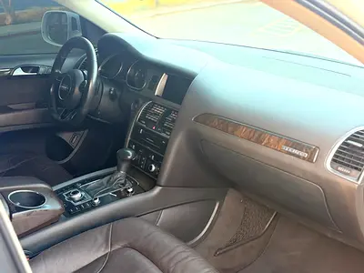 2015 AUDI Q7 — миниатюра 16