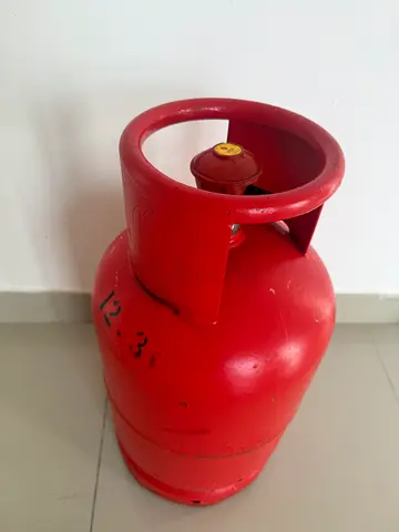 Gas cylinder