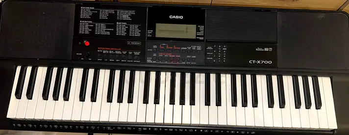 Casio CT-X700 61-Key Portable Keyboard with Stand