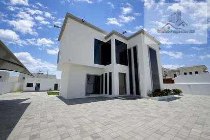 Modern Design | Garden Area | Covered Car Parking