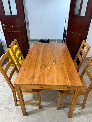 Ikea dining table with 4Chairs