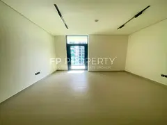 Elegant Living | Fully Furnished | Smart Home I Pool View
