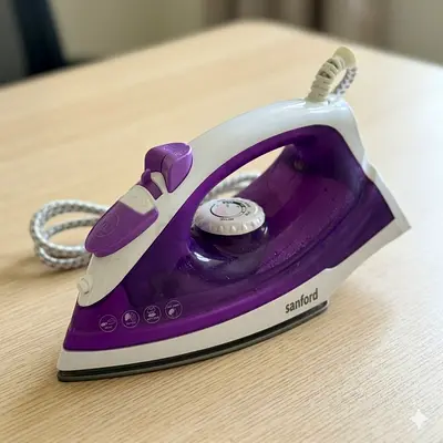 Sanford Steam Iron - Good Working Condition