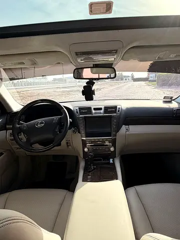 2012 Lexus LS-SERIES thumbnail 6