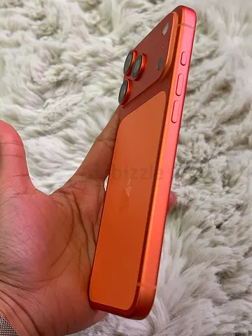 Apple iPhone 17 pro max (cosmic orange) - Great Condition, Unlocked
