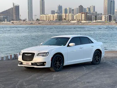 2019 Chrysler 300C - Canadian Specs