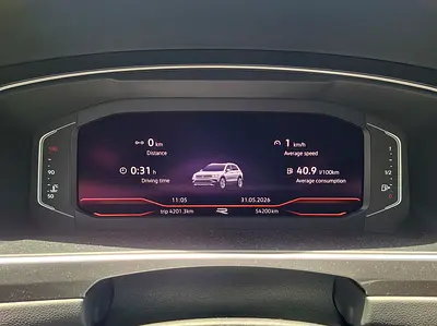 2023 Volkswagen TIGUAN thumbnail 18
