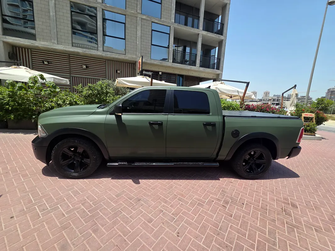 Dodge Ram 2014 — photo 1 of 7