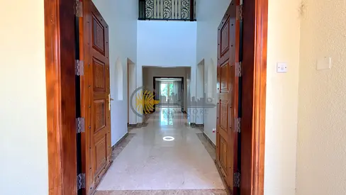 Fully Furnished | 4BHK + Maid's + Majlis + Formal Living Area | Grand Foyer | Spacious Layout | Lak