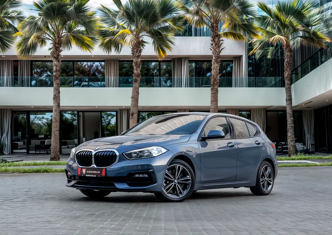 BMW 1-Series 2021 — photo 1 of 14