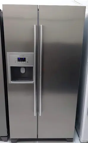 Siemens Side by Side Refrigerator Water dispenser with ice maker