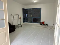 Spacious big hall/ Room in Apartment