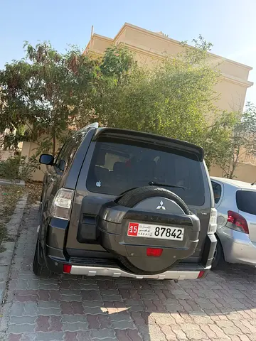 Mitsubishi Pajero GLS 2011 | GCC Specs | Well Maintained