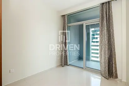 Canal View | Elegant apartment | Modern Layout