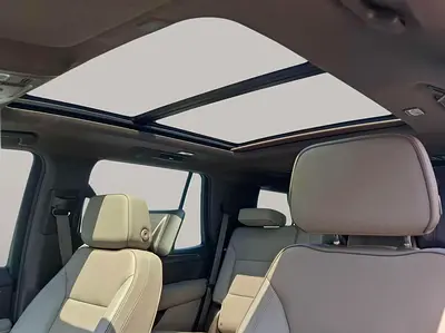 صورة 10 لـ 2023 GMC YUKON