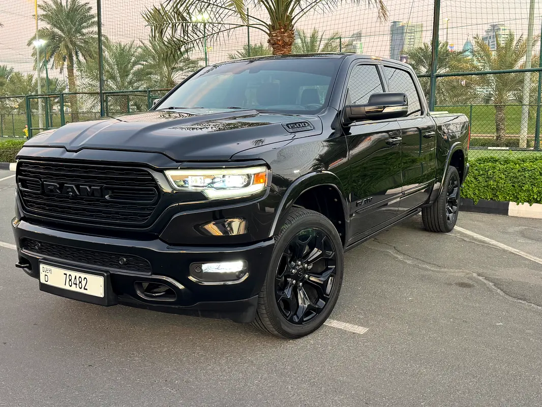 Dodge Ram 2021 — photo 1 of 13