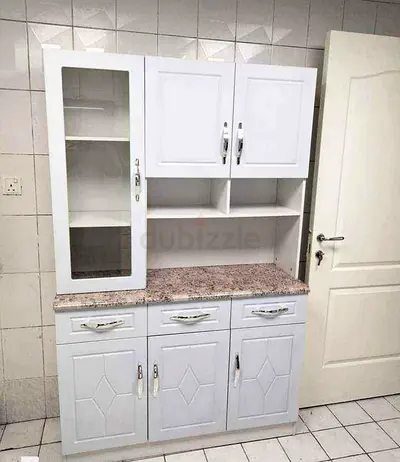 Kitchen cabinet