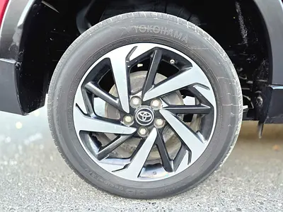 صورة 16 لـ 2019 Toyota RUSH