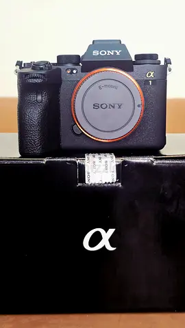 BRAND NEW SONY A1 MARK 1 (JUST OPEN BOX PCS)