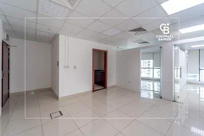 DMCC | Fitted Unit | Lake View