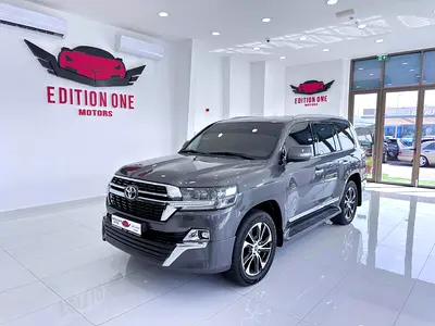 Toyota Land Cruiser 2021 GXR Grand Touring - GCC Specs - Immaculate Condition