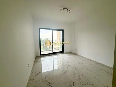 شقة بغرفتي نوم | شرفة | مناظر متعددة | برج جولدن دريم 1 JVC