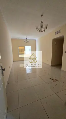 الايجارسنوي عجمان النعيميه 1 قريب من المدرسة الحكمه البنايه عائلات شقه غرفتين وصاله تكيف مركزي 2 حمام خزانات بالحوائط مع مسبح و جيم مساحات كبيره