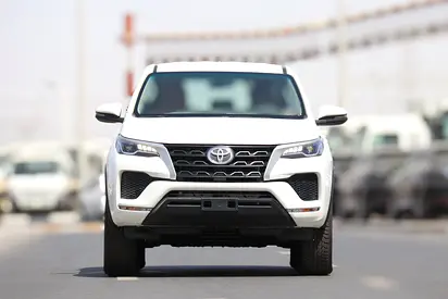 2026 Toyota FORTUNER 照片 5