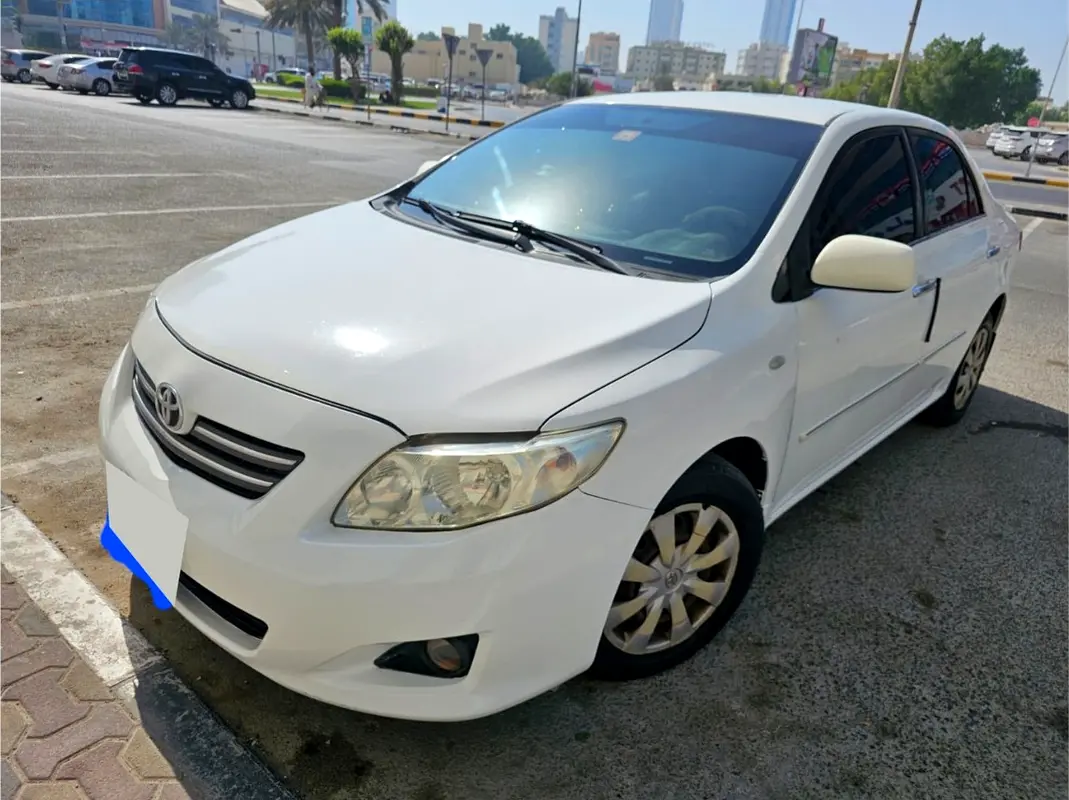 Toyota Corolla 2008 — photo 1 of 6