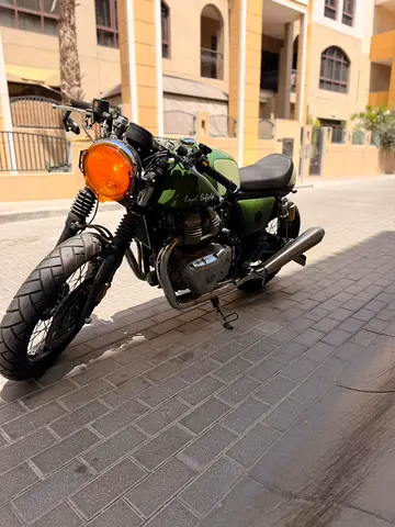 Royal Enfiled Custom Cafe Racer