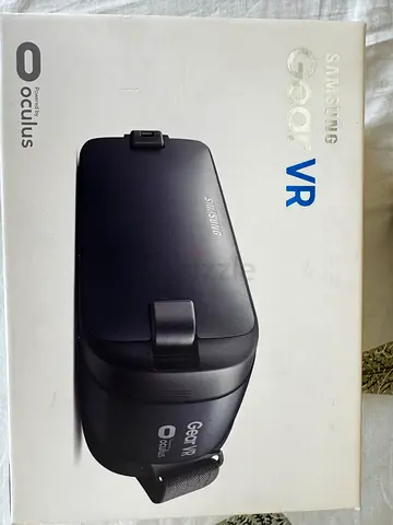 Samsung Gear VR headset (with original box) - good condition