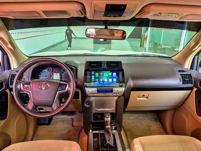 2023 Toyota PRADO photo 9