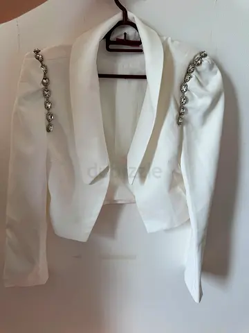 White cropped blazer with embellished shoulders, size unknown