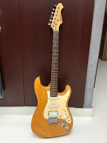 Aria STG 006