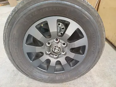 Prado 250 Original Rims  Tyres 18