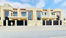 Modern 4BR Townhouse | Prime Location | Luxury Finishes | Double Height Entry | Skylight