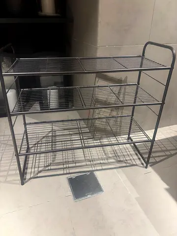 Metal shoe rack