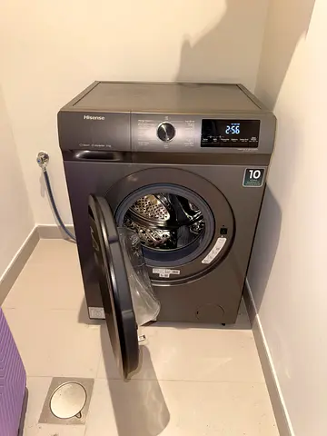 Front-load washing machine - good working condition
