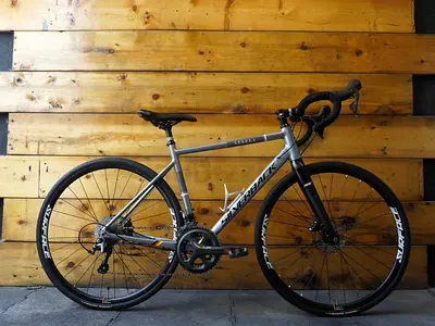 Silverback Strela Comp Road Bike