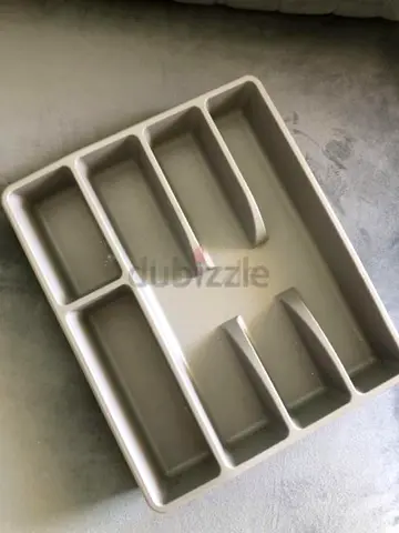 Cutlery tray